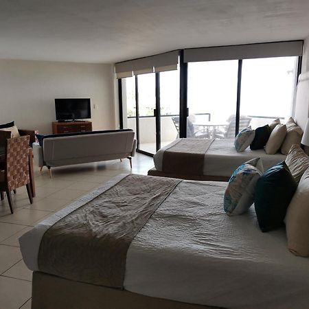 Condominios San Carlos San Carlos Nuevo Guaymas 部屋 写真